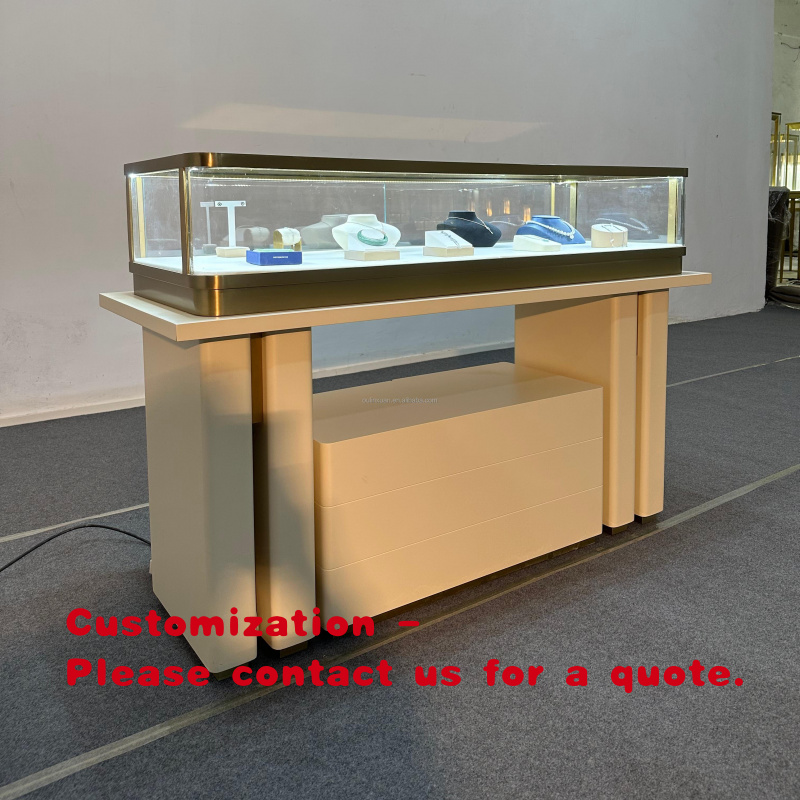 Expositor de Joias e Relógios  - Luxury Watch Store avaliação e preço